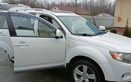 Mitsubishi Outlander III рестайлинг 3, 2008 год, 1 050 000 рублей, 15 фотография