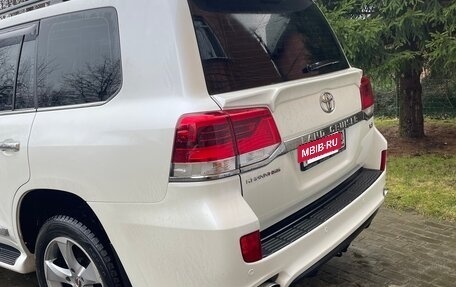 Toyota Land Cruiser 200, 2016 год, 6 990 000 рублей, 6 фотография