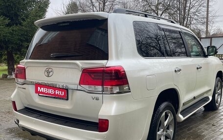 Toyota Land Cruiser 200, 2016 год, 6 990 000 рублей, 7 фотография