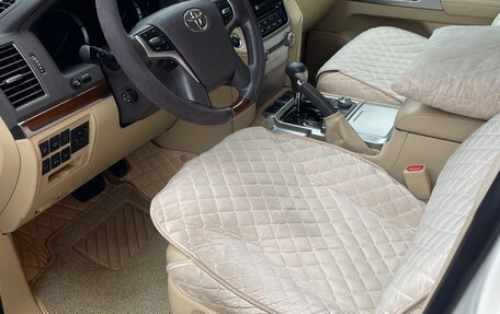 Toyota Land Cruiser 200, 2016 год, 6 990 000 рублей, 13 фотография