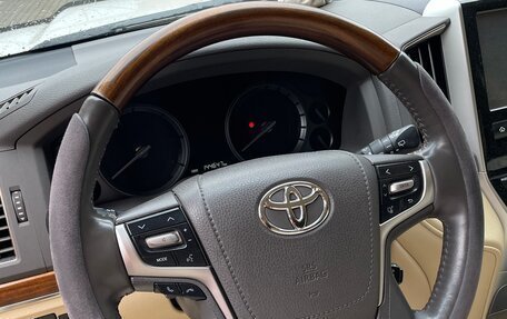 Toyota Land Cruiser 200, 2016 год, 6 990 000 рублей, 10 фотография