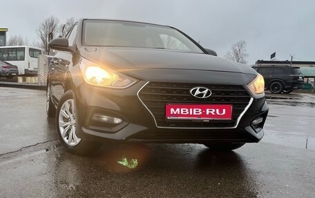 Hyundai Solaris II рестайлинг, 2017 год, 1 120 000 рублей, 1 фотография