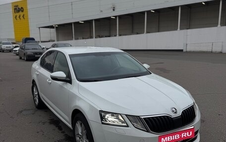 Skoda Octavia, 2017 год, 1 650 000 рублей, 3 фотография