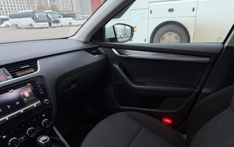 Skoda Octavia, 2017 год, 1 650 000 рублей, 13 фотография