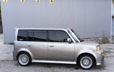 Toyota bB I рестайлинг, 2002 год, 650 000 рублей, 3 фотография