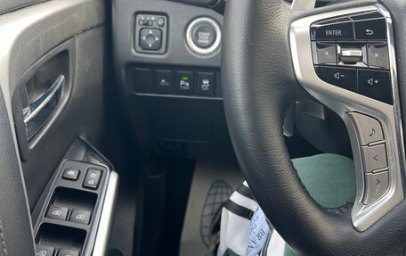 Mitsubishi Pajero Sport III рестайлинг, 2023 год, 5 500 000 рублей, 7 фотография