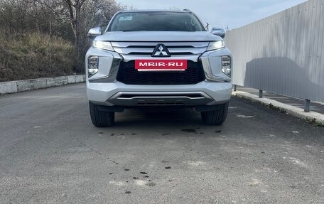 Mitsubishi Pajero Sport III рестайлинг, 2023 год, 5 500 000 рублей, 20 фотография