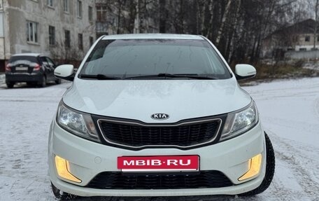 KIA Rio III рестайлинг, 2012 год, 850 000 рублей, 2 фотография