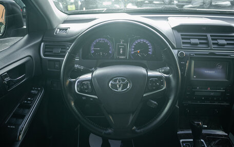 Toyota Camry, 2016 год, 1 745 000 рублей, 18 фотография