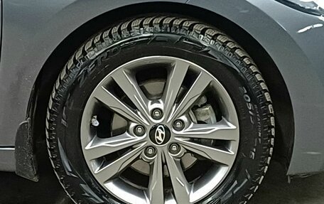 Hyundai Elantra VI рестайлинг, 2018 год, 1 679 000 рублей, 9 фотография