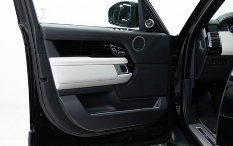 Land Rover Range Rover IV рестайлинг, 2020 год, 12 990 000 рублей, 8 фотография