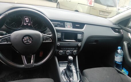 Skoda Octavia, 2015 год, 1 300 000 рублей, 10 фотография