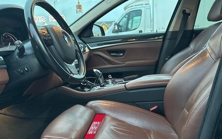 BMW 5 серия, 2016 год, 2 200 000 рублей, 8 фотография