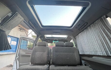 Nissan Elgrand I, 1998 год, 1 150 000 рублей, 11 фотография