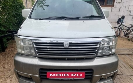 Nissan Elgrand I, 1998 год, 1 150 000 рублей, 21 фотография