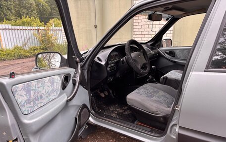 Chevrolet Niva I рестайлинг, 2004 год, 360 000 рублей, 13 фотография