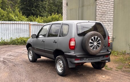Chevrolet Niva I рестайлинг, 2004 год, 360 000 рублей, 5 фотография