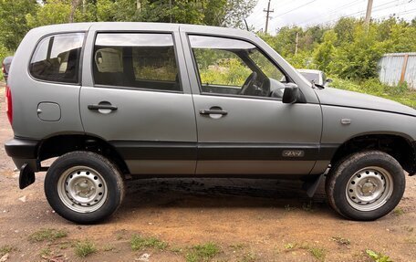 Chevrolet Niva I рестайлинг, 2004 год, 360 000 рублей, 8 фотография