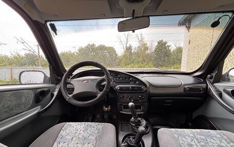 Chevrolet Niva I рестайлинг, 2004 год, 360 000 рублей, 19 фотография