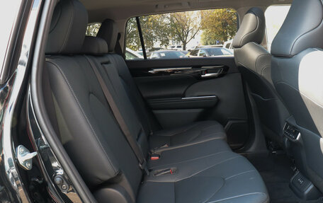 Toyota Highlander, 2025 год, 6 490 000 рублей, 6 фотография
