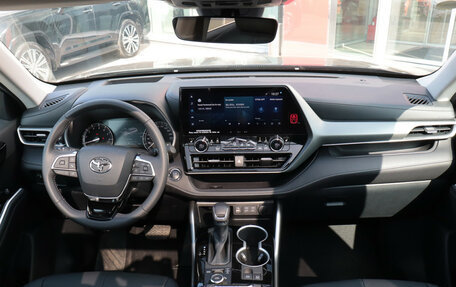 Toyota Highlander, 2025 год, 6 490 000 рублей, 5 фотография