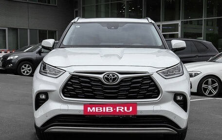 Toyota Highlander, 2025 год, 6 490 000 рублей, 2 фотография