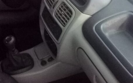 Renault Symbol I, 2002 год, 158 000 рублей, 3 фотография