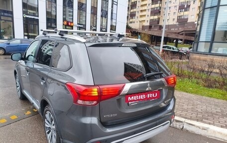 Mitsubishi Outlander III рестайлинг 3, 2019 год, 2 950 000 рублей, 5 фотография