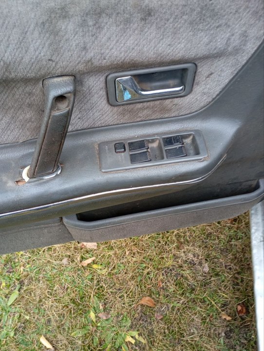 Mazda 626 GD, 1990 год, 90 000 рублей, 16 фотография