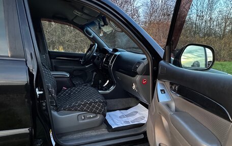 Toyota Land Cruiser Prado 120 рестайлинг, 2008 год, 2 880 000 рублей, 9 фотография