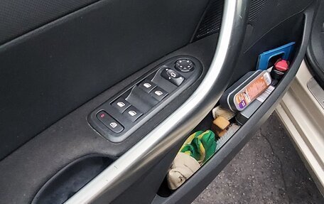 Peugeot 408 I рестайлинг, 2015 год, 850 000 рублей, 12 фотография