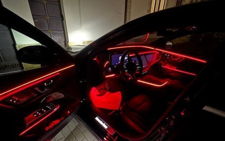 Mercedes-Benz E-Класс, 2025 год, 8 900 000 рублей, 17 фотография