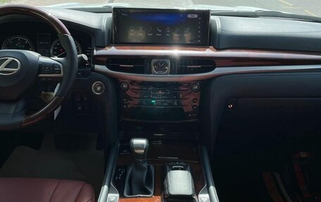 Lexus LX, 2023 год, 23 750 000 рублей, 8 фотография