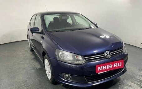 Volkswagen Polo VI (EU Market), 2012 год, 690 000 рублей, 3 фотография