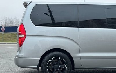 Hyundai Grand Starex Grand Starex I рестайлинг 2, 2011 год, 1 850 000 рублей, 1 фотография