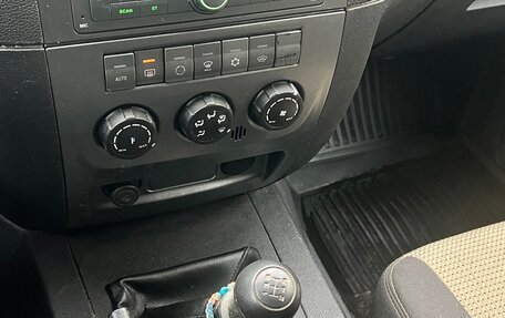 ЛуАЗ Patriot, 2013 год, 820 000 рублей, 9 фотография