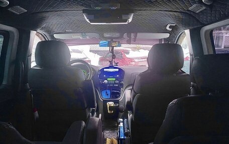 Hyundai Grand Starex Grand Starex I рестайлинг 2, 2008 год, 1 500 000 рублей, 9 фотография