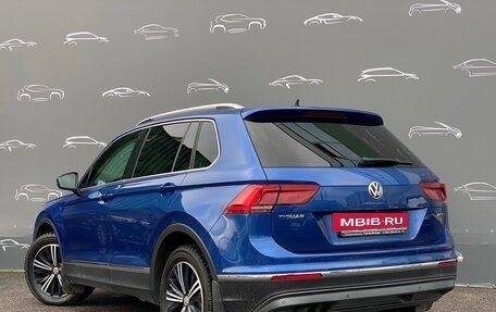 Volkswagen Tiguan II, 2018 год, 2 795 700 рублей, 4 фотография