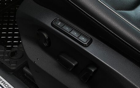 Volkswagen Tiguan II, 2018 год, 2 795 700 рублей, 7 фотография