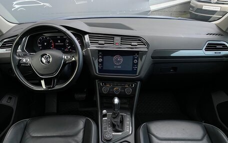 Volkswagen Tiguan II, 2018 год, 2 795 700 рублей, 8 фотография