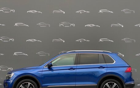 Volkswagen Tiguan II, 2018 год, 2 795 700 рублей, 16 фотография