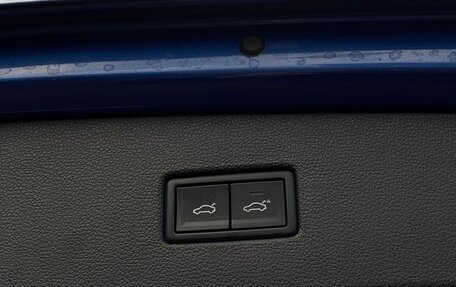 Volkswagen Tiguan II, 2018 год, 2 795 700 рублей, 18 фотография