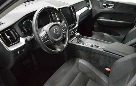 Volvo XC60 II, 2018 год, 3 500 000 рублей, 10 фотография