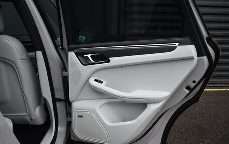 Porsche Macan I рестайлинг, 2025 год, 12 999 000 рублей, 26 фотография