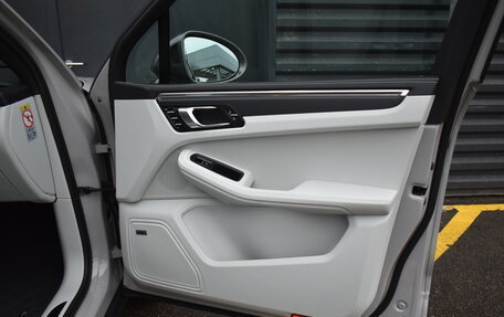 Porsche Macan I рестайлинг, 2025 год, 12 999 000 рублей, 28 фотография