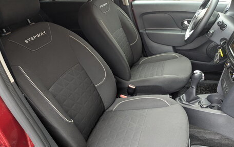 Renault Sandero II рестайлинг, 2020 год, 1 400 000 рублей, 23 фотография