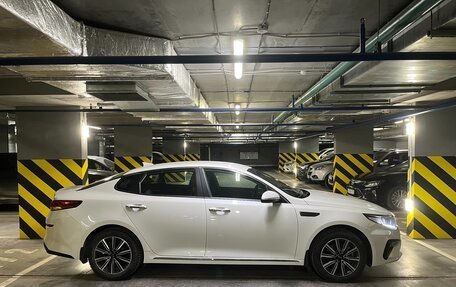 KIA Optima IV, 2018 год, 1 900 000 рублей, 5 фотография