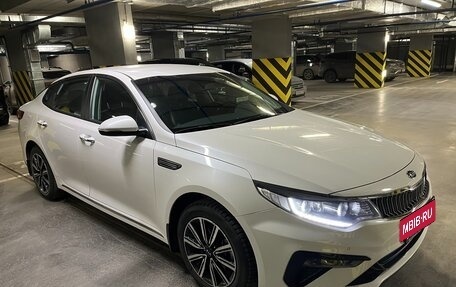 KIA Optima IV, 2018 год, 1 900 000 рублей, 14 фотография