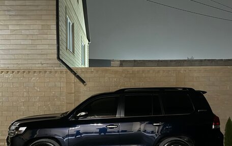 Toyota Land Cruiser 200, 2018 год, 5 800 000 рублей, 11 фотография