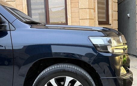 Toyota Land Cruiser 200, 2018 год, 5 800 000 рублей, 22 фотография